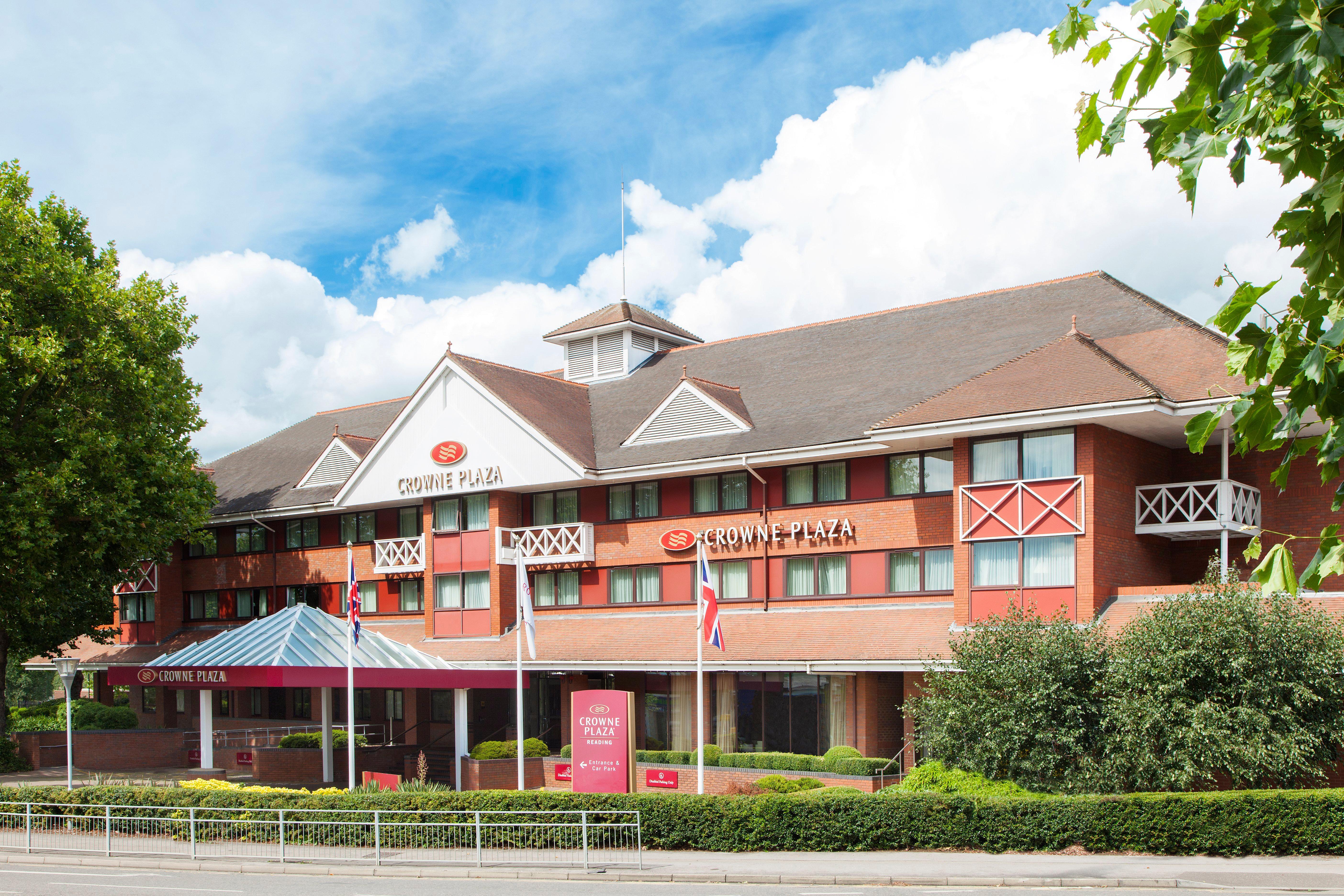 Crowne Plaza Reading Hotel Exterior photo